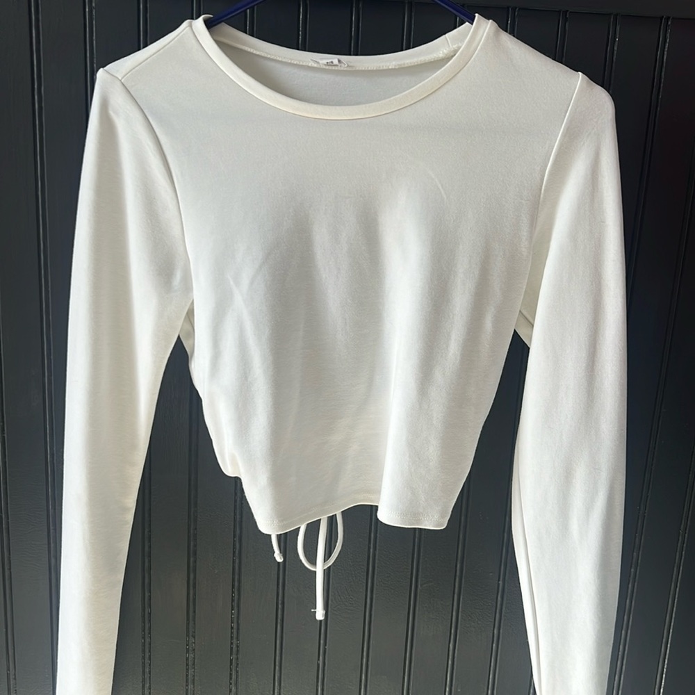 Women’s long sleeve crop top